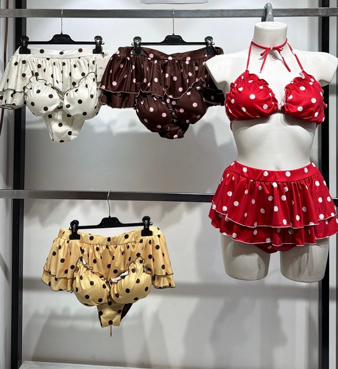 Costume bikini pois
