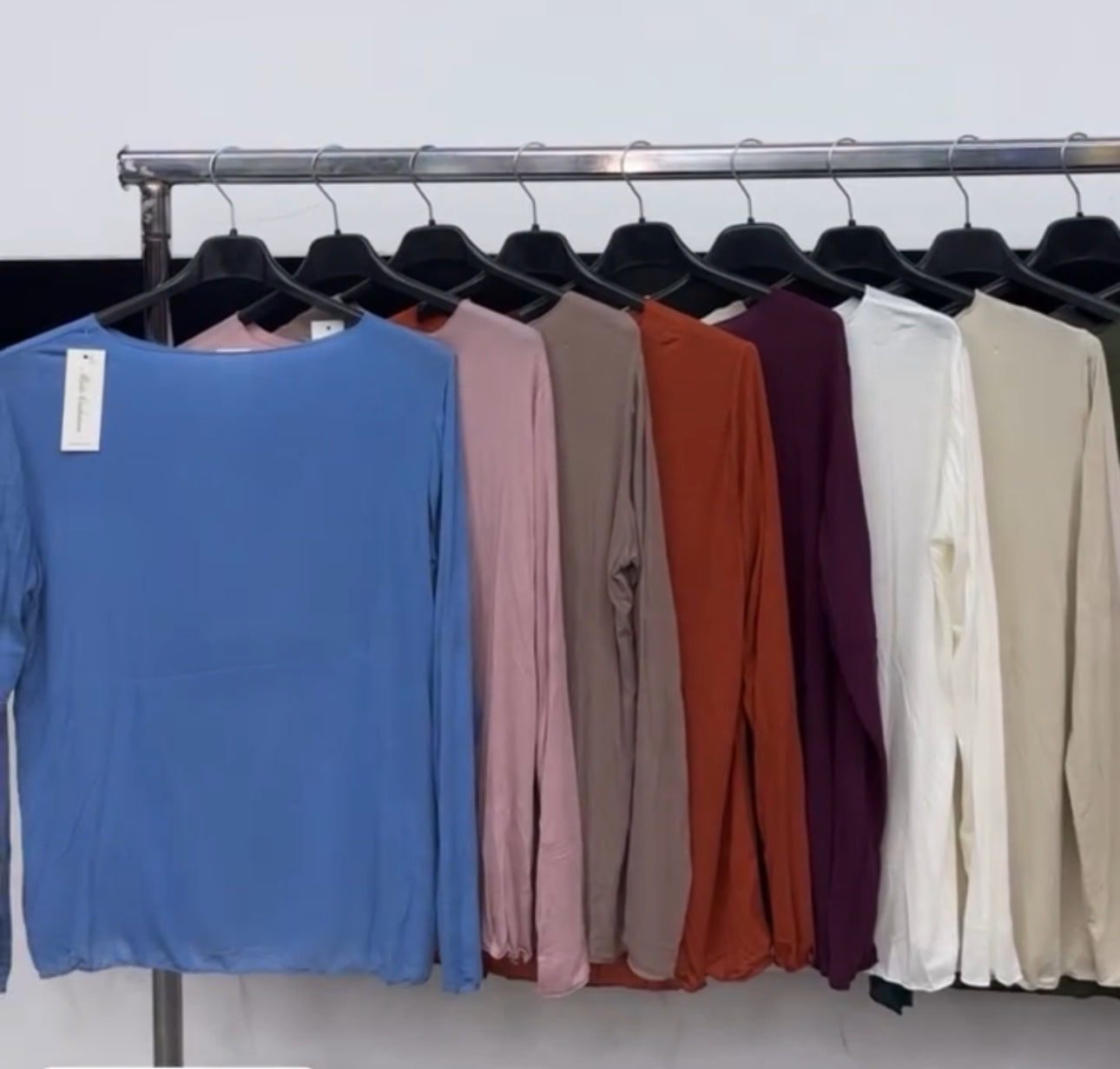 Maglia misto cachemire scollata