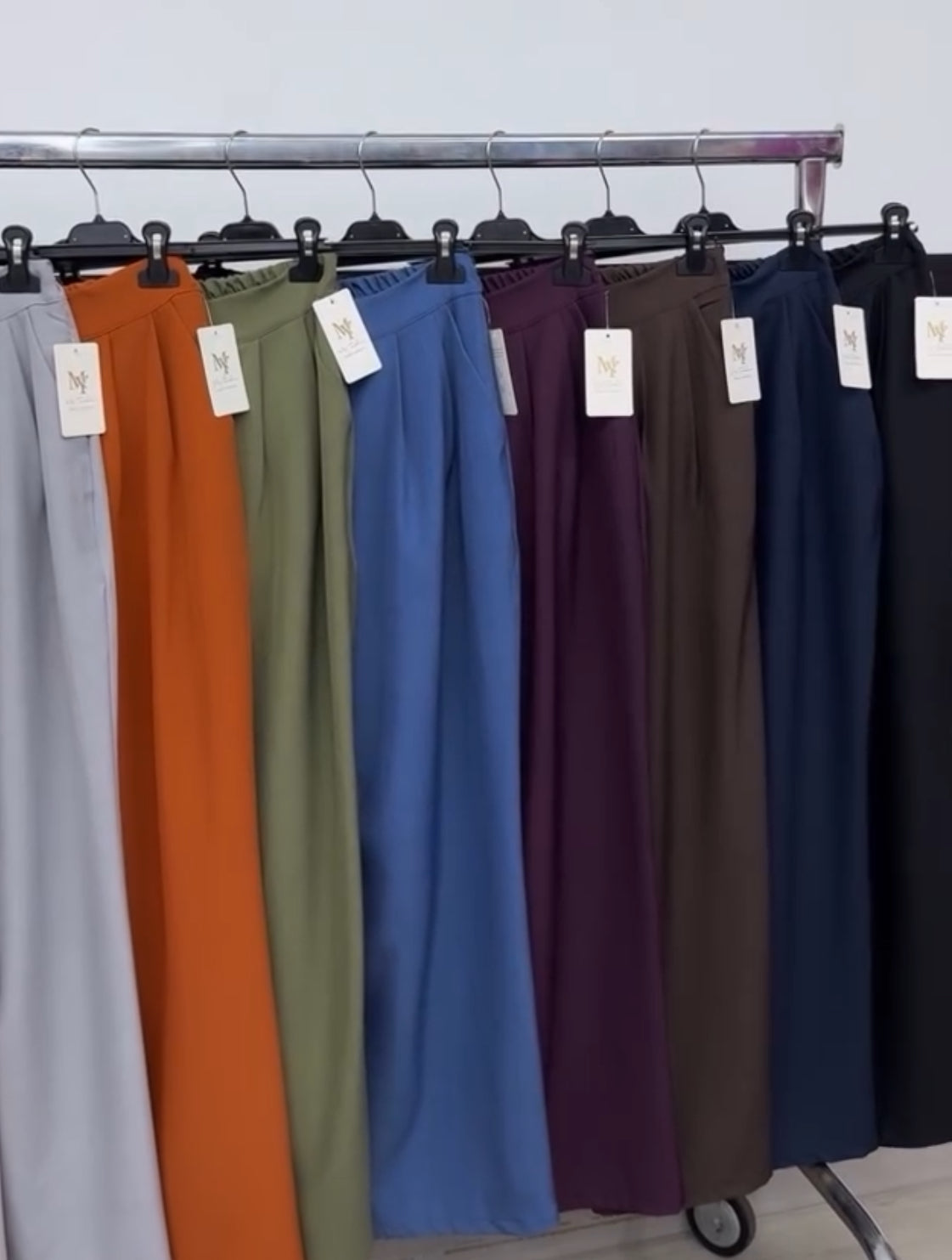 Pantalone fiocco