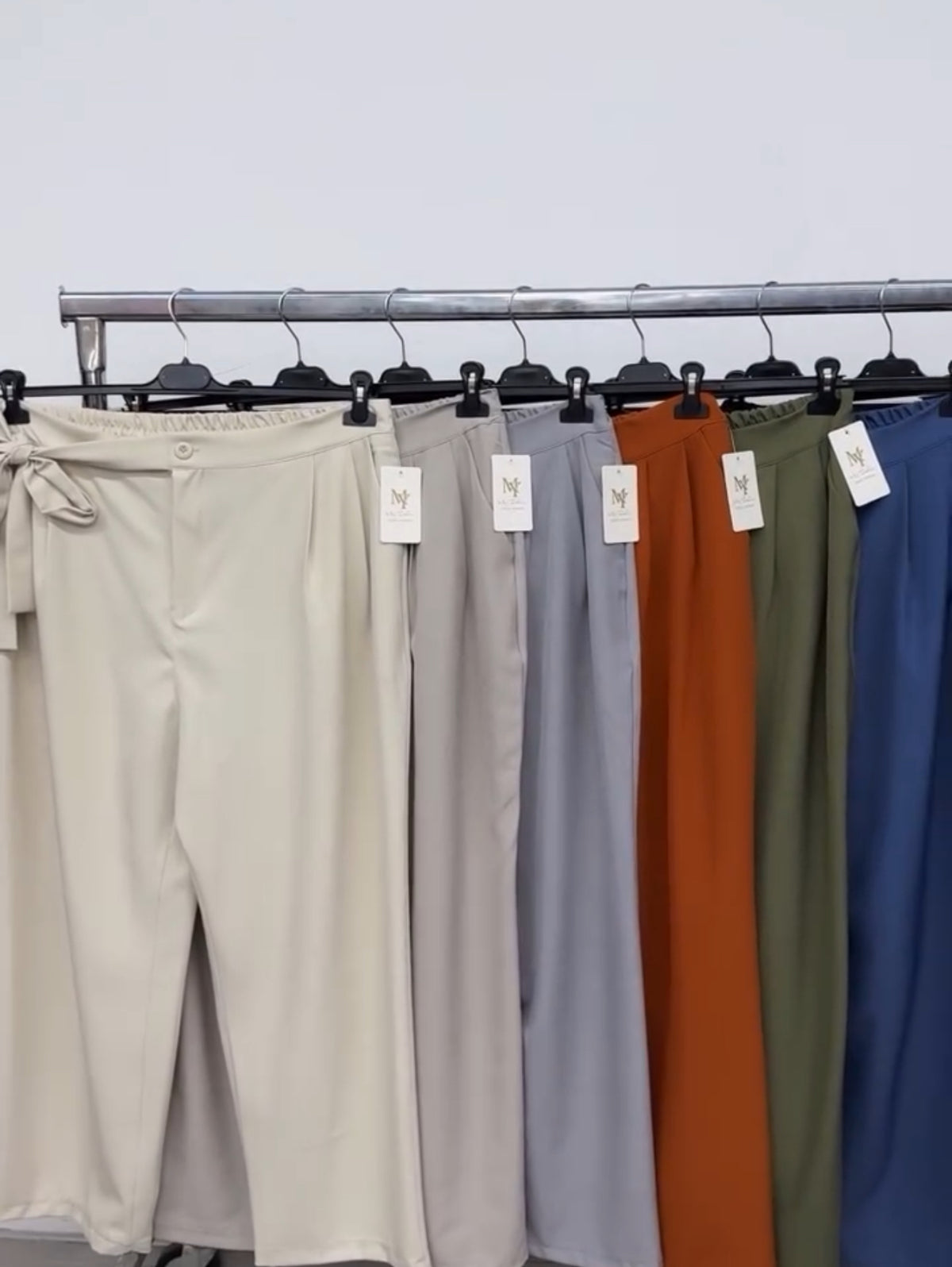 Pantalone fiocco