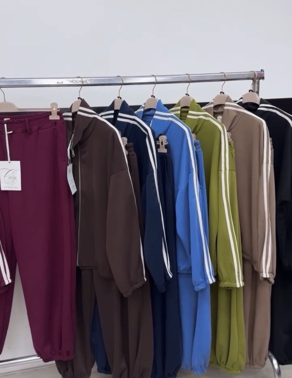 Tuta Lunes